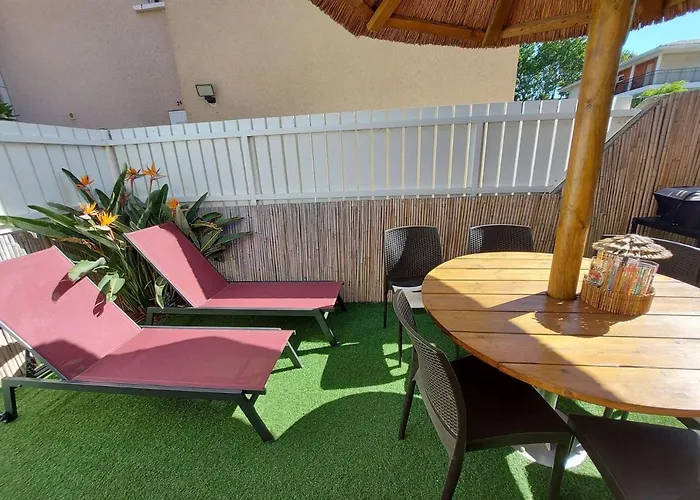 Hébergement de vacances Maison Duplex 3 Pièces, Terrasse, Parking, à Proximité, Idéal Famille - 6 Pers. - Fr-1-326-658 Marseillan (Herault)